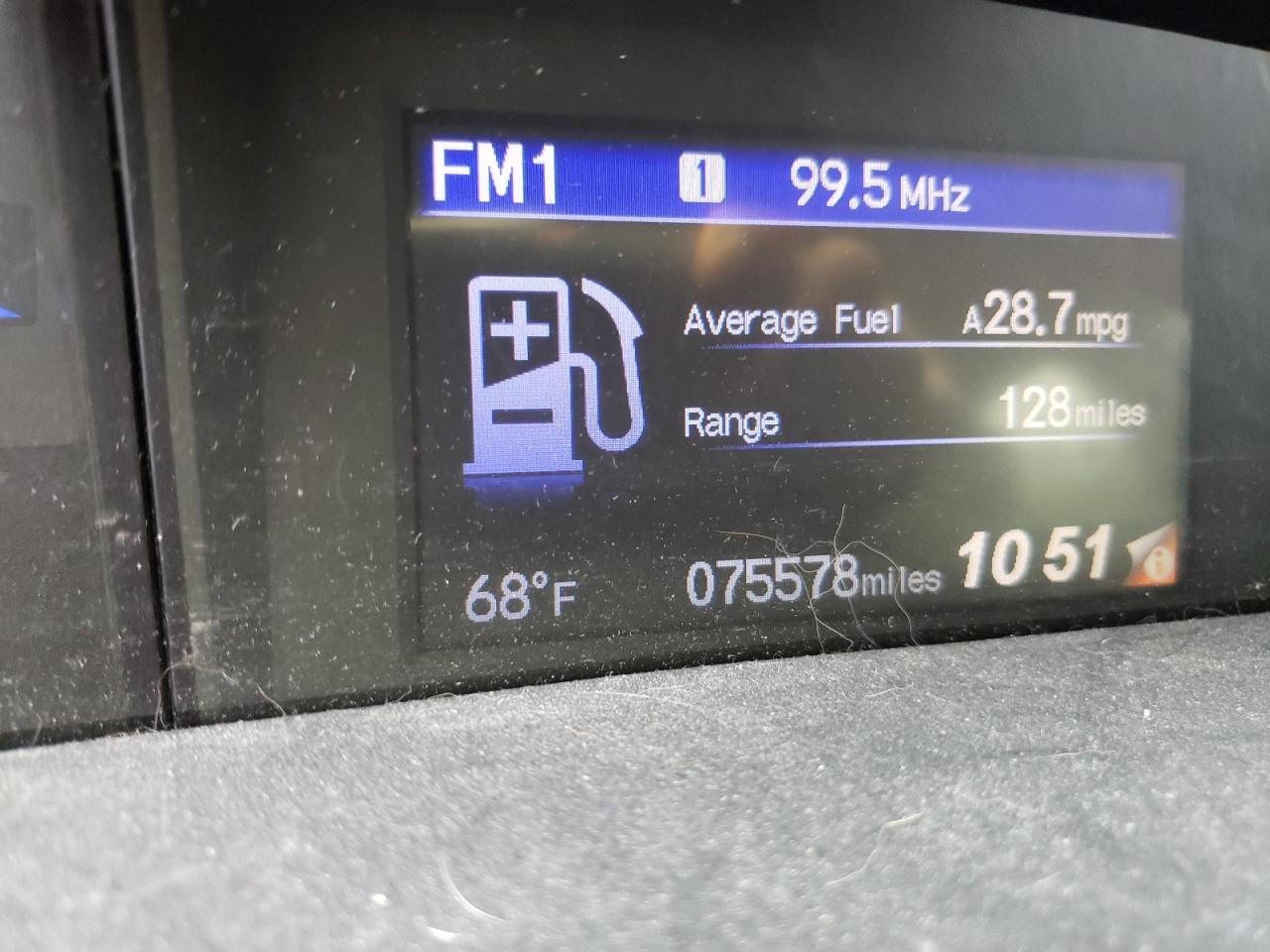 Photo 8 from auction – 2014 HONDA CIVIC LX with VIN 19XFB2F52EE029114