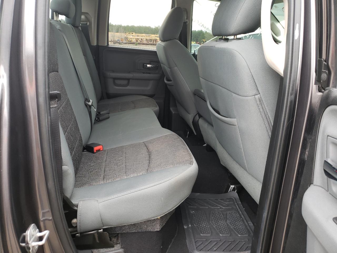 Photo 6 from auction – 2015 RAM 1500 SLT with VIN 1C6RR6GT1FS569461