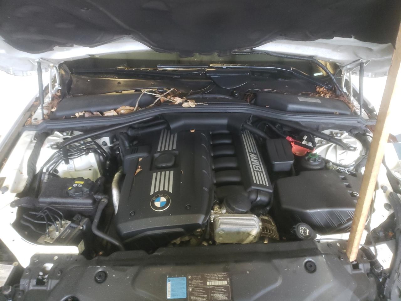 Photo 7 from auction – 2008 BMW 528 I with VIN WBANU53518CT19039