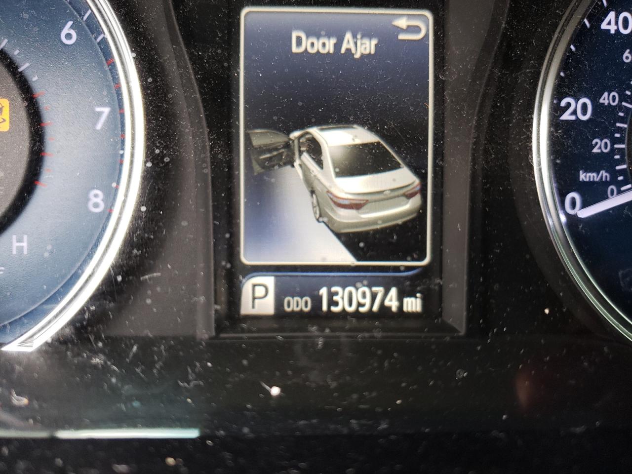 Photo 8 from auction – 2016 TOYOTA CAMRY LE with VIN 4T1BF1FK9GU251667