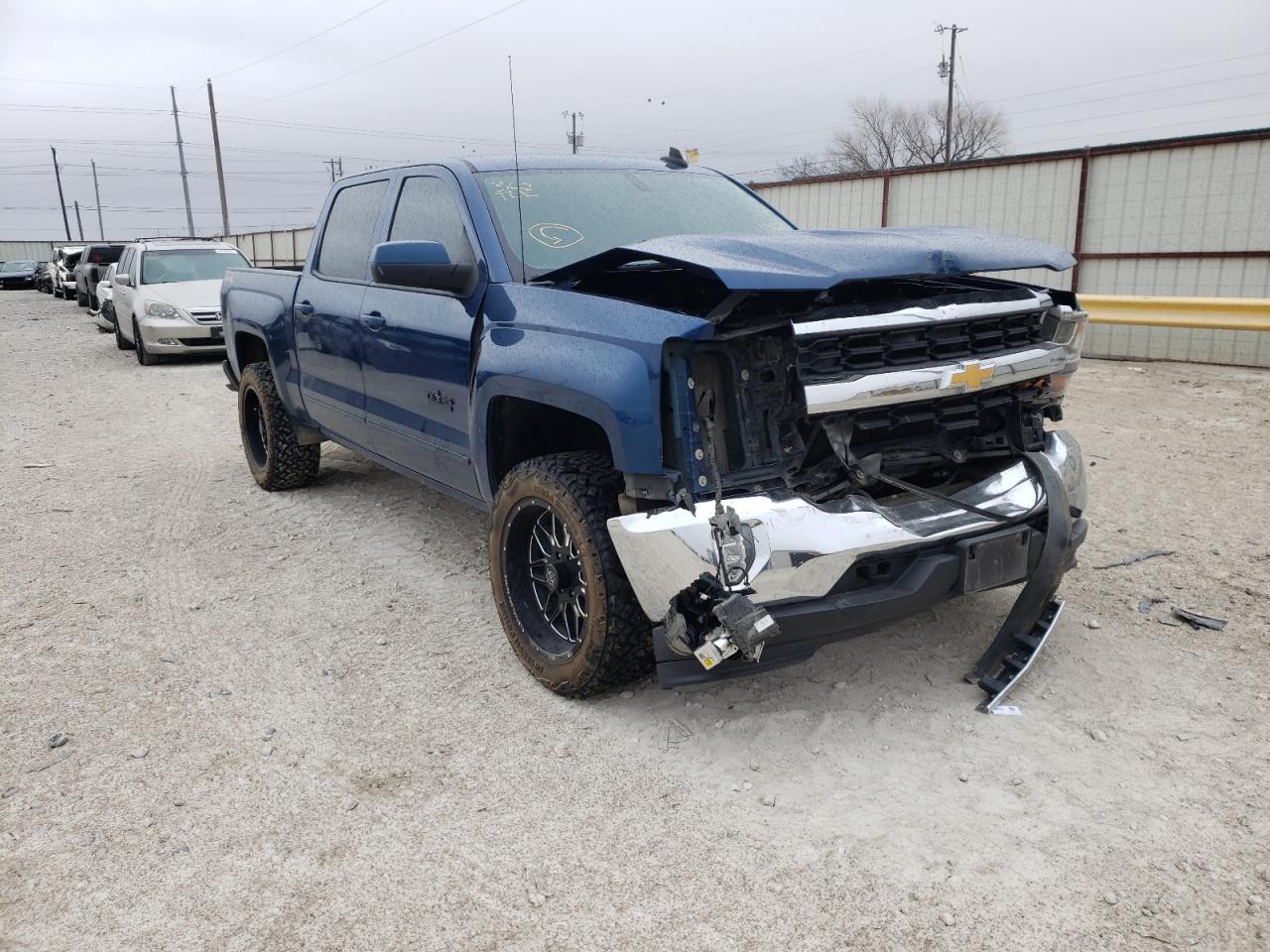 CHEVROLET SILVERADO 2016 with VIN 3GCUKREC7GG106552 - Photo from auction