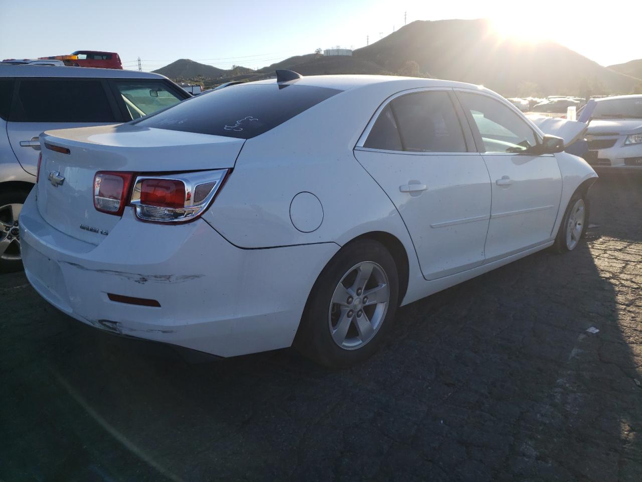 Photo 4 from auction – 2015 CHEVROLET MALIBU LS with VIN 1G11B5SL8FF315761
