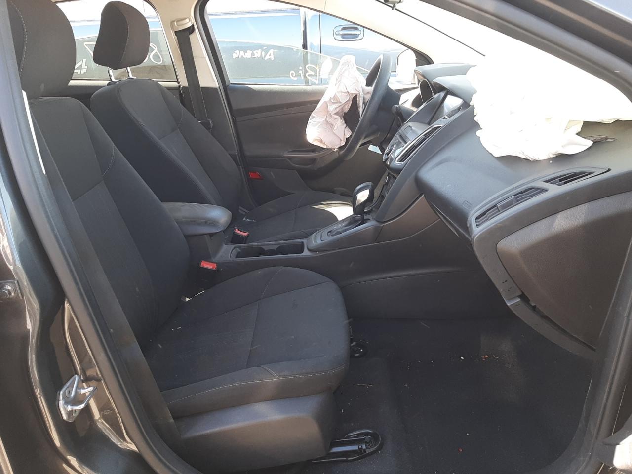 Photo 5 from auction – 2017 FORD FOCUS SEL with VIN 1FADP3H25HL211215
