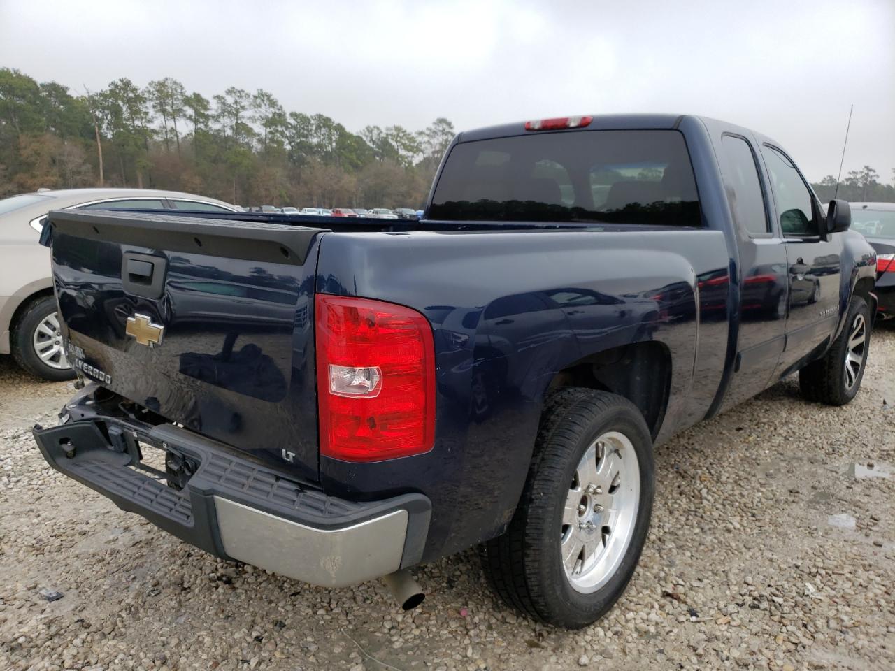 Photo 4 from auction – 2007 CHEVROLET SILVERADO with VIN 2GCEC19C571588847