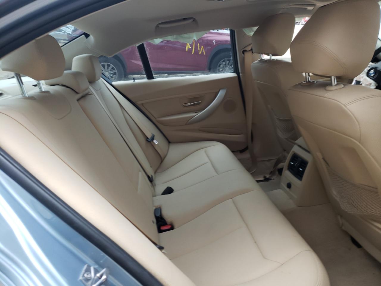 Photo 6 from auction – 2014 BMW 320 I XDRI with VIN WBA3C3C52EF984203