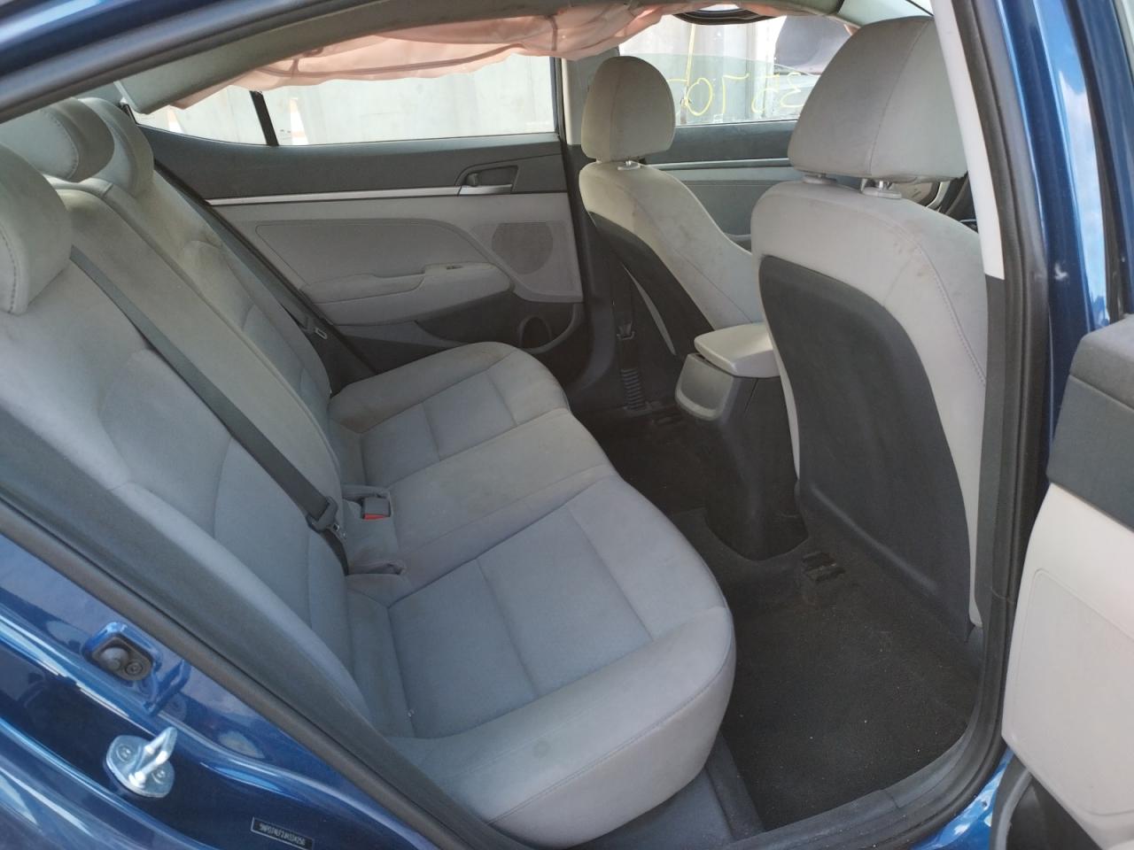 Photo 6 from auction – 2018 HYUNDAI ELANTRA SE with VIN 5NPD74LF2JH334250