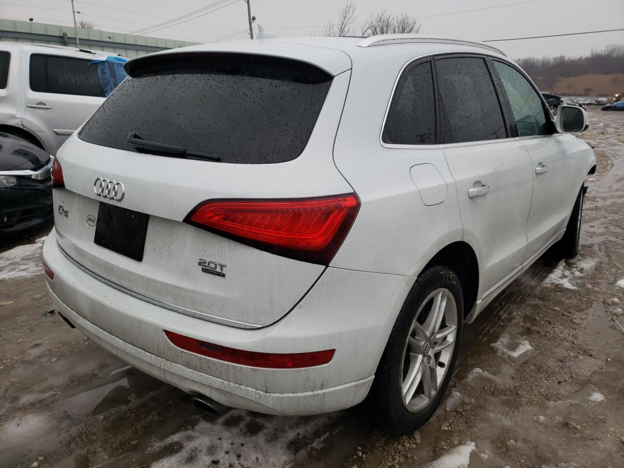 Photo 4 from auction – 2017 AUDI Q5 PREMIUM with VIN WA1C2AFP6HA065842