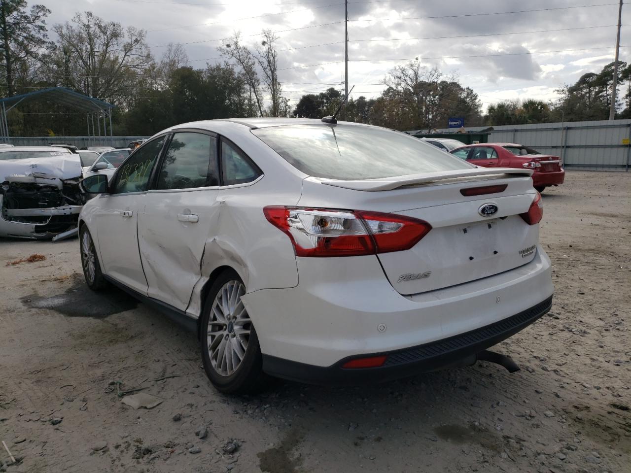 Photo 3 from auction – 2014 FORD FOCUS TITA with VIN 1FADP3J25EL417219