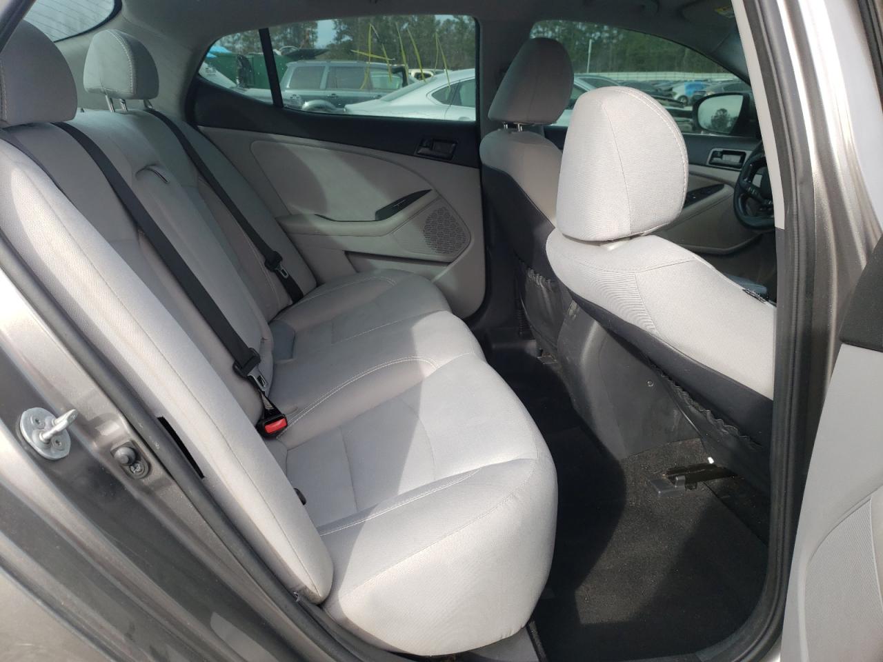 Photo 6 from auction – 2013 KIA OPTIMA LX with VIN 5XXGM4A7XDG186446