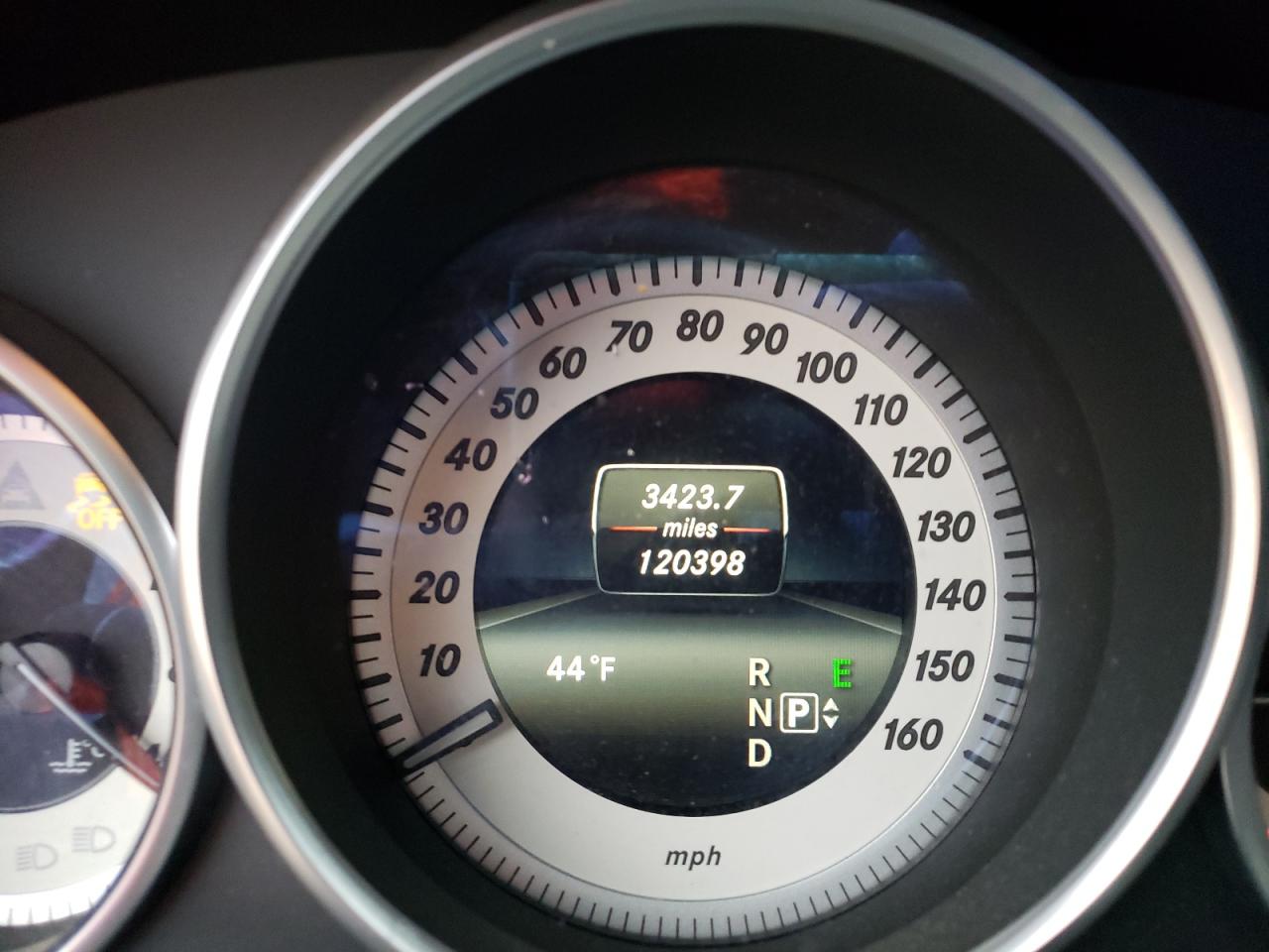 Photo 8 from auction – 2016 MERCEDES-BENZ E 350 with VIN WDDHF5KB0GB181599