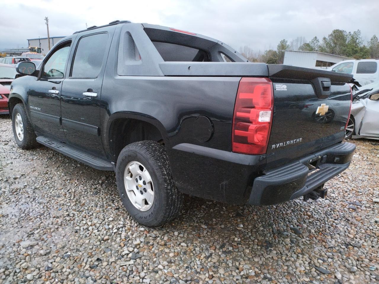 Photo 3 from auction – 2012 CHEVROLET AVALANCHE with VIN 3GNMCEE07CG137250