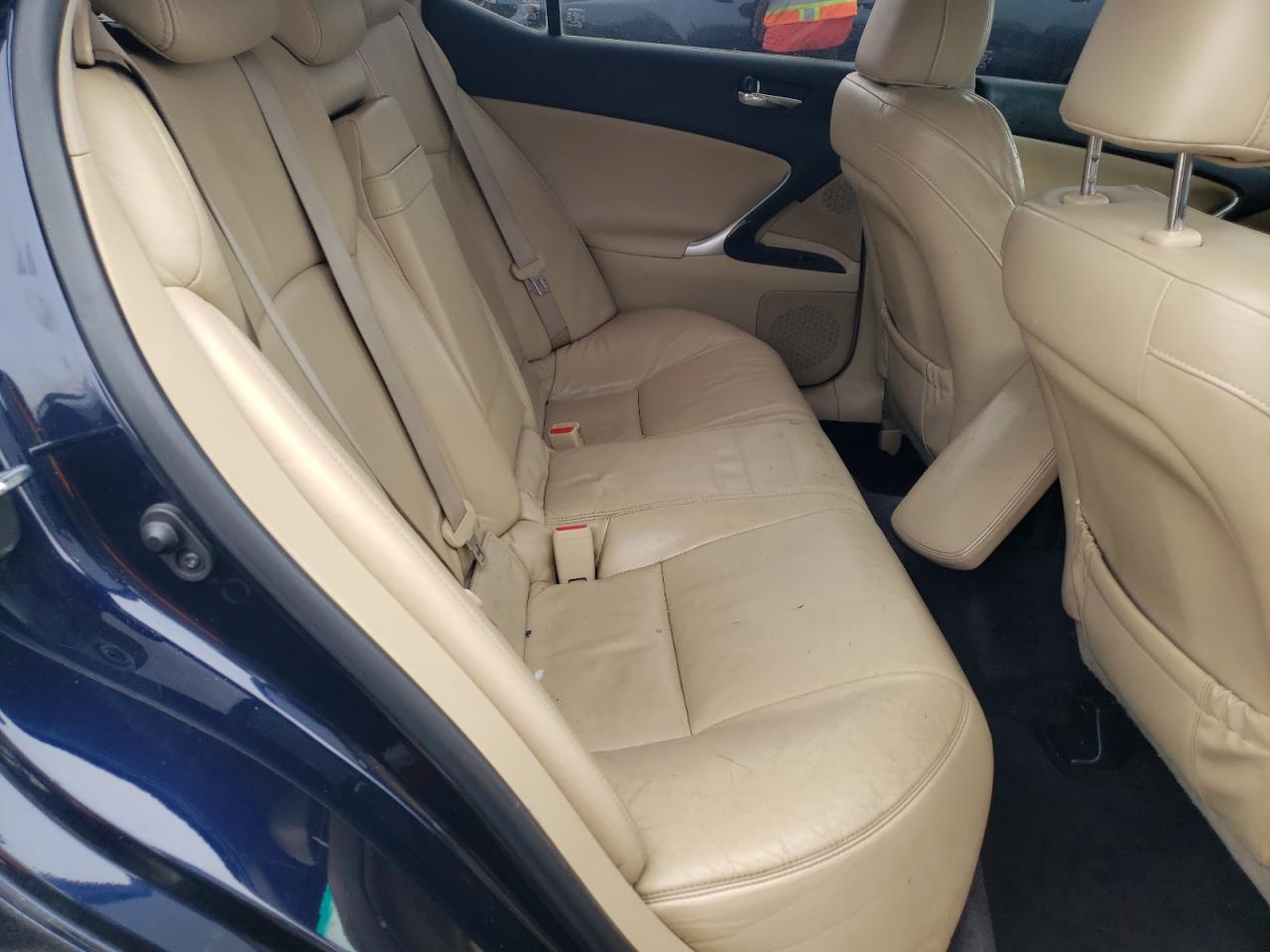Photo 6 from auction – 2008 LEXUS IS 250 with VIN JTHCK262785020402