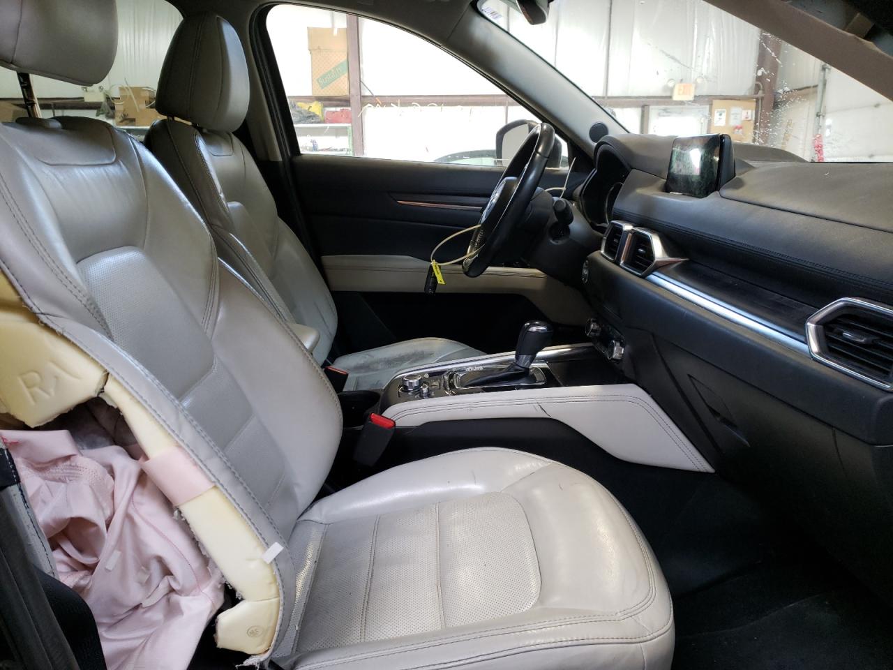 Photo 5 from auction – 2017 MAZDA CX-5 GRAND with VIN JM3KFBDLXH0194322