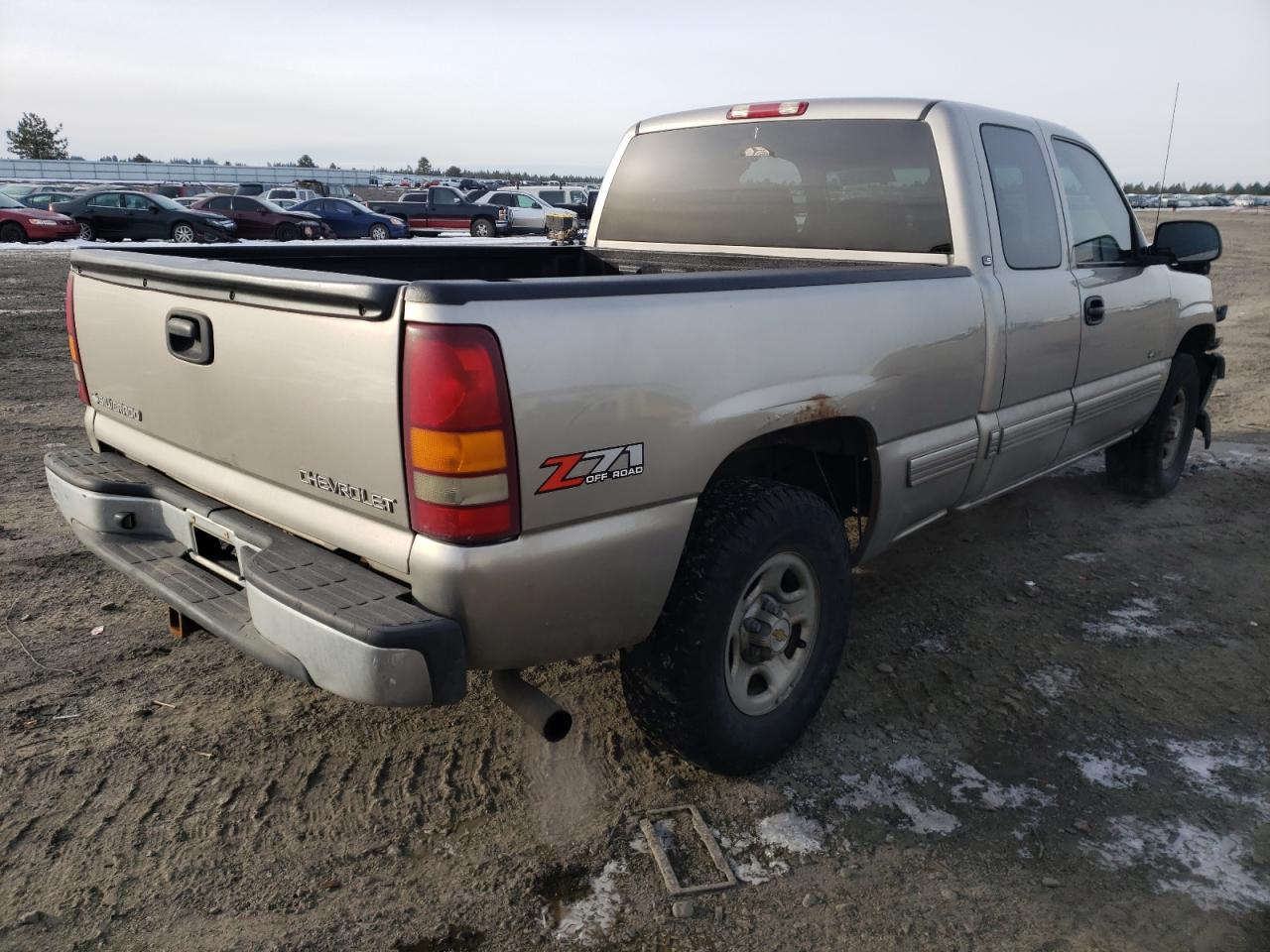 Photo 4 from auction – 2002 CHEVROLET SILVERADO with VIN 1GCEK19T32E199442