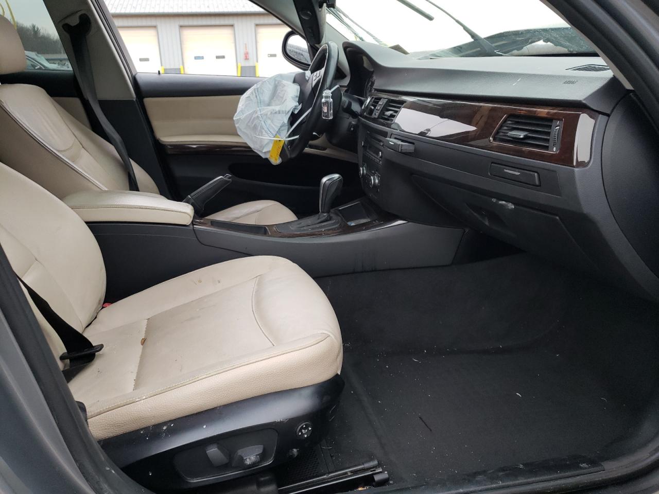 Photo 5 from auction – 2011 BMW 328 XI SUL with VIN WBAPK5C59BF122219