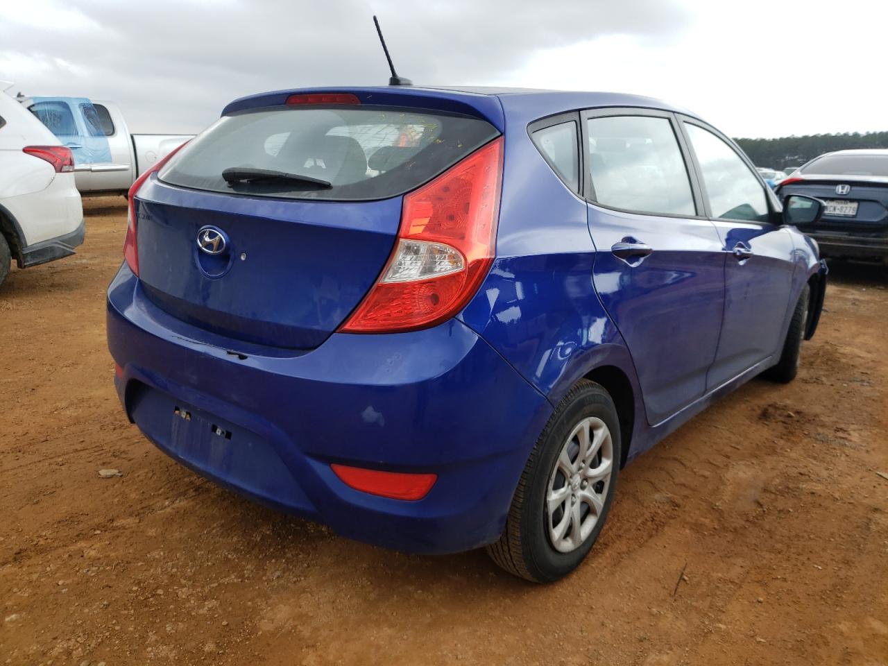 Photo 4 from auction – 2012 HYUNDAI ACCENT GLS with VIN KMHCT5AE3CU008906