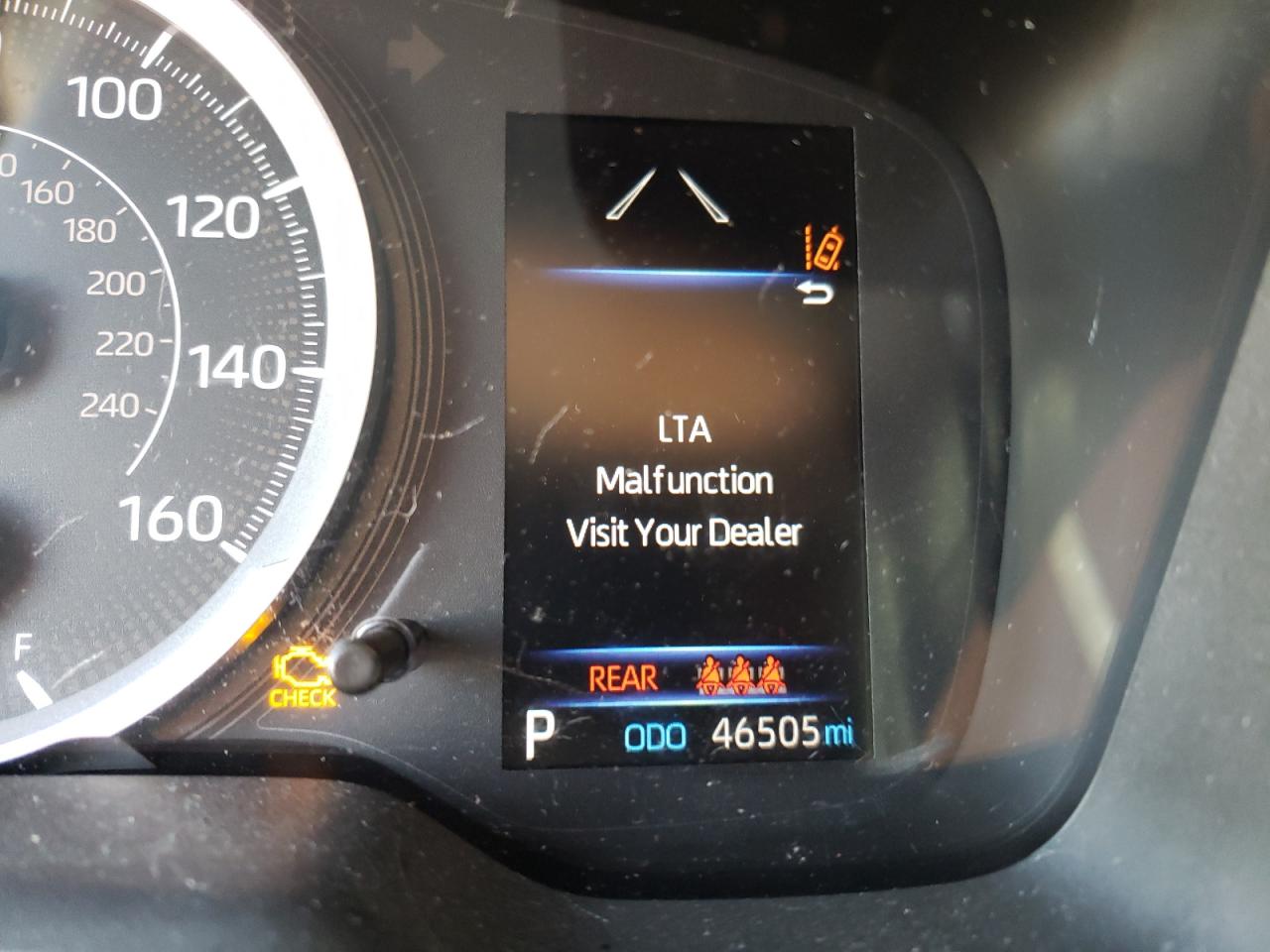 Photo 8 from auction – 2020 TOYOTA COROLLA LE with VIN 5YFEPRAE5LP099943