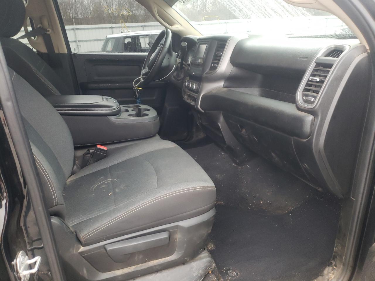 Photo 5 from auction – 2019 RAM 3500 TRADE with VIN 3C63RRGL1KG578332