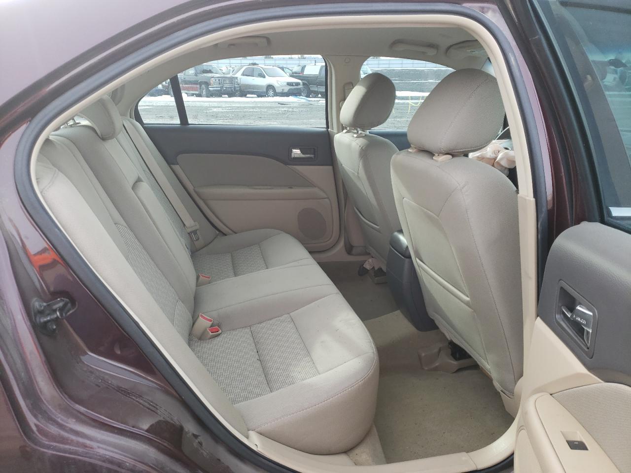 Photo 6 from auction – 2011 FORD FUSION SE with VIN 3FAHP0HA6BR265865