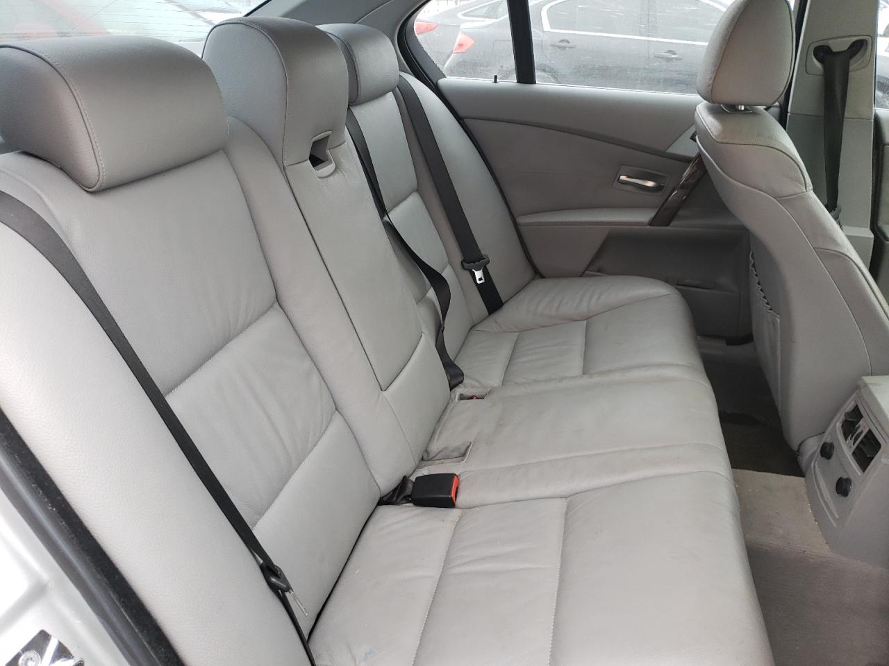 Photo 6 from auction – 2004 BMW 545 I with VIN WBANB33544B110744
