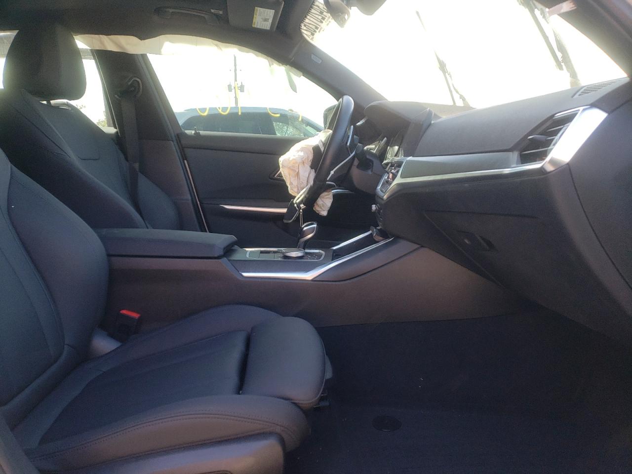 Photo 5 from auction – 2021 BMW 330I with VIN 3MW5R1J06M8B86474