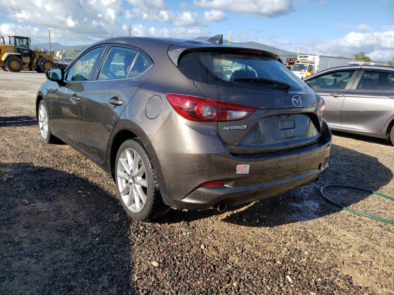 Photo 3 from auction – 2017 MAZDA 3 GRAND TO with VIN JM1BN1M3XH1142575