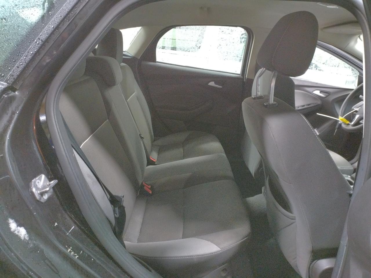 Photo 6 from auction – 2012 FORD FOCUS SE with VIN 1FAHP3K22CL346574