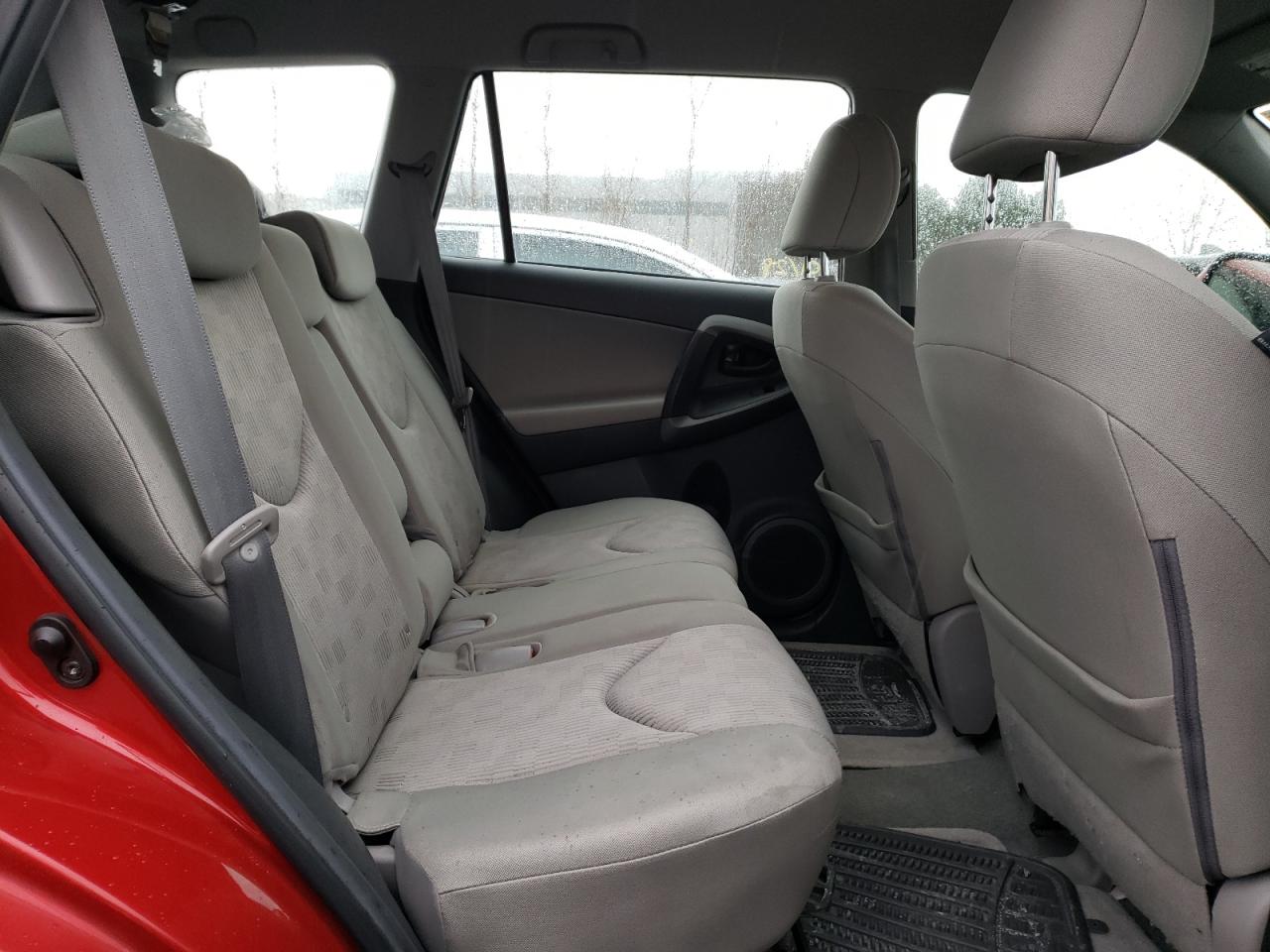 Photo 6 from auction – 2011 TOYOTA RAV4 with VIN 2T3BF4DV5BW143738