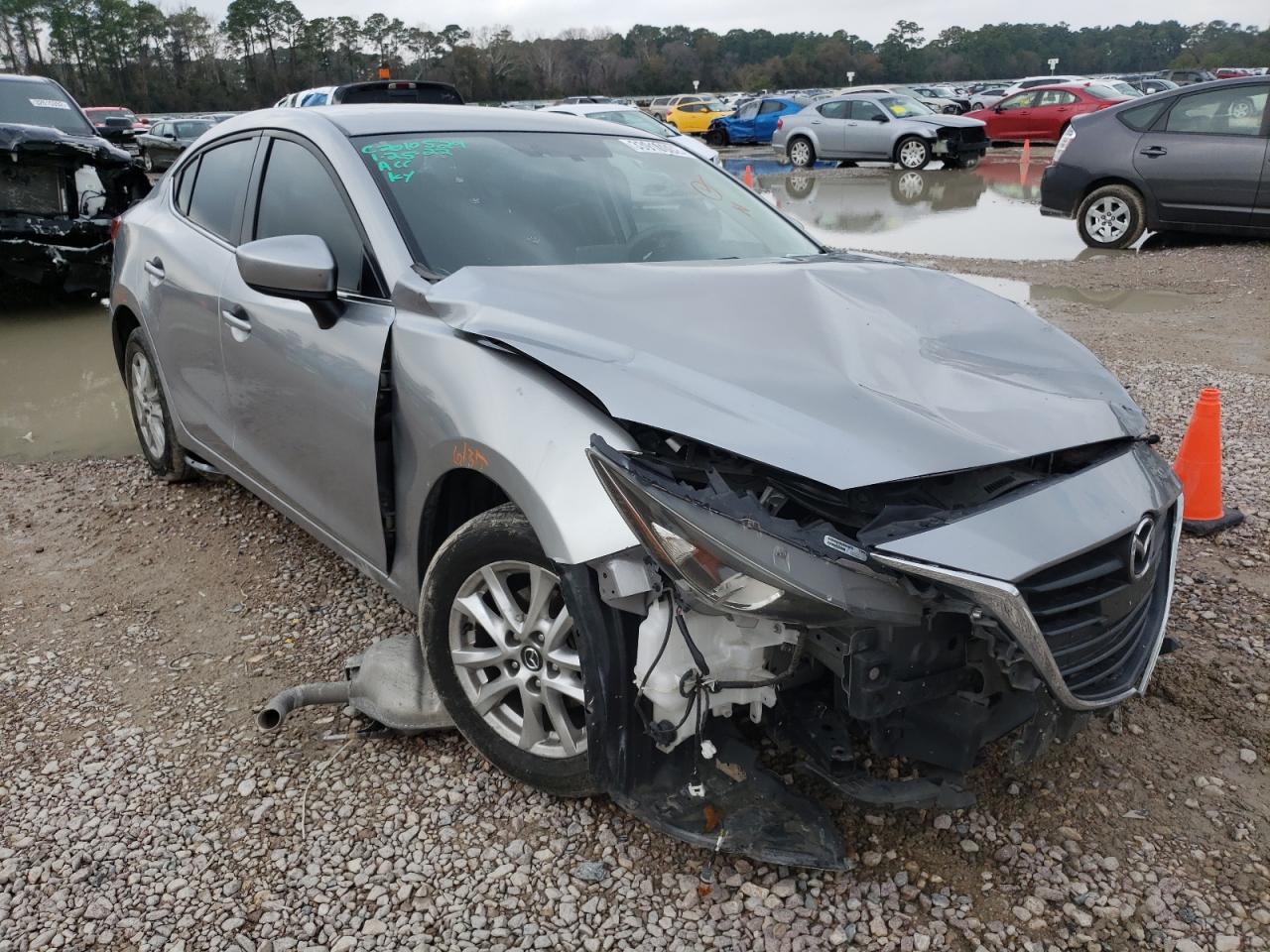 MAZDA 3 SPORT 2016 with VIN 3MZBM1U71GM251253 - Photo from auction
