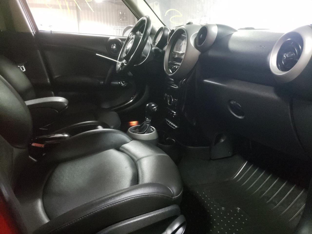 Photo 5 from auction – 2011 MINI COOPER S C with VIN WMWZC5C57BWL52816