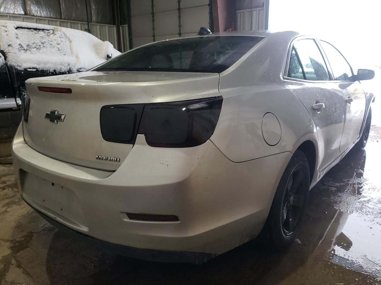 Photo 4 from auction – 2013 CHEVROLET MALIBU LS with VIN 1G11B5SA2DF141102