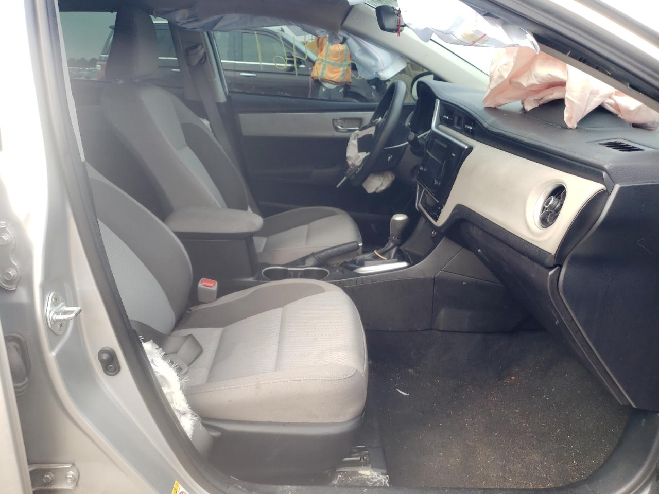 Photo 5 from auction – 2017 TOYOTA COROLLA L with VIN 5YFBURHE9HP594302