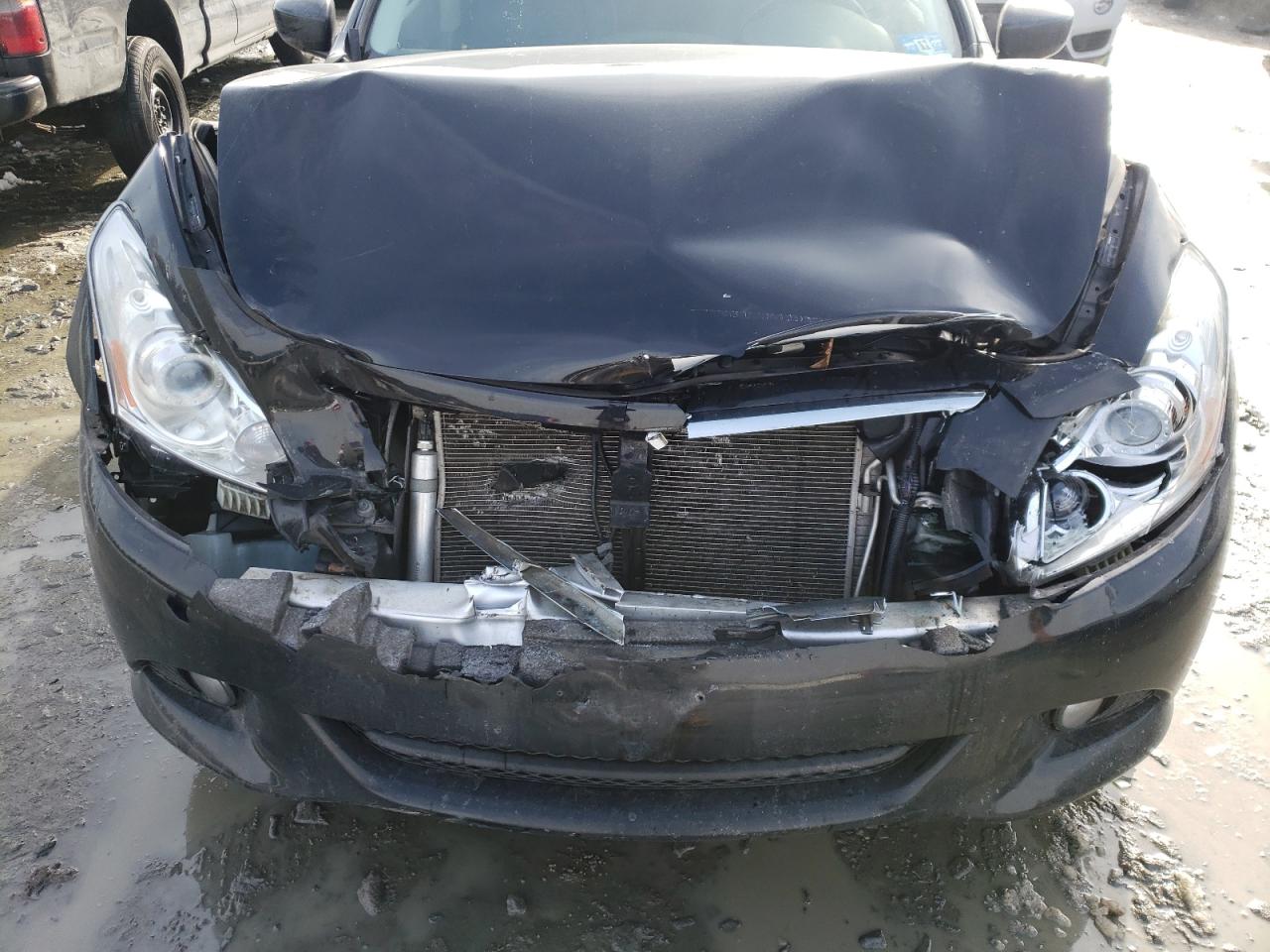 Photo 7 from auction – 2015 INFINITI Q40 with VIN JN1CV6AR2FM523331