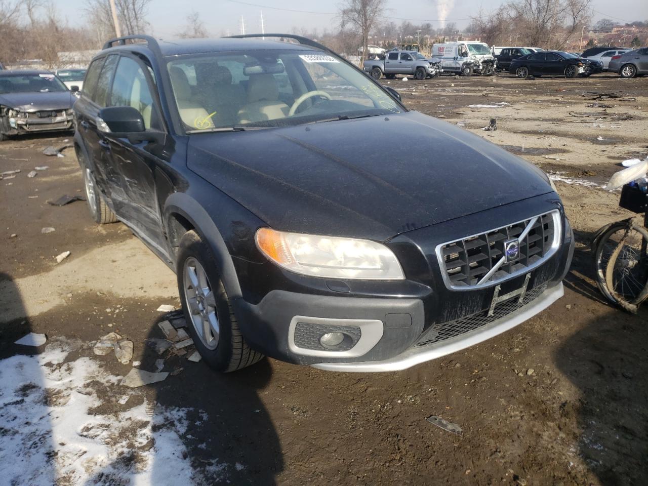 VOLVO XC70 2008 with VIN YV4BZ982081020230 - Photo from auction