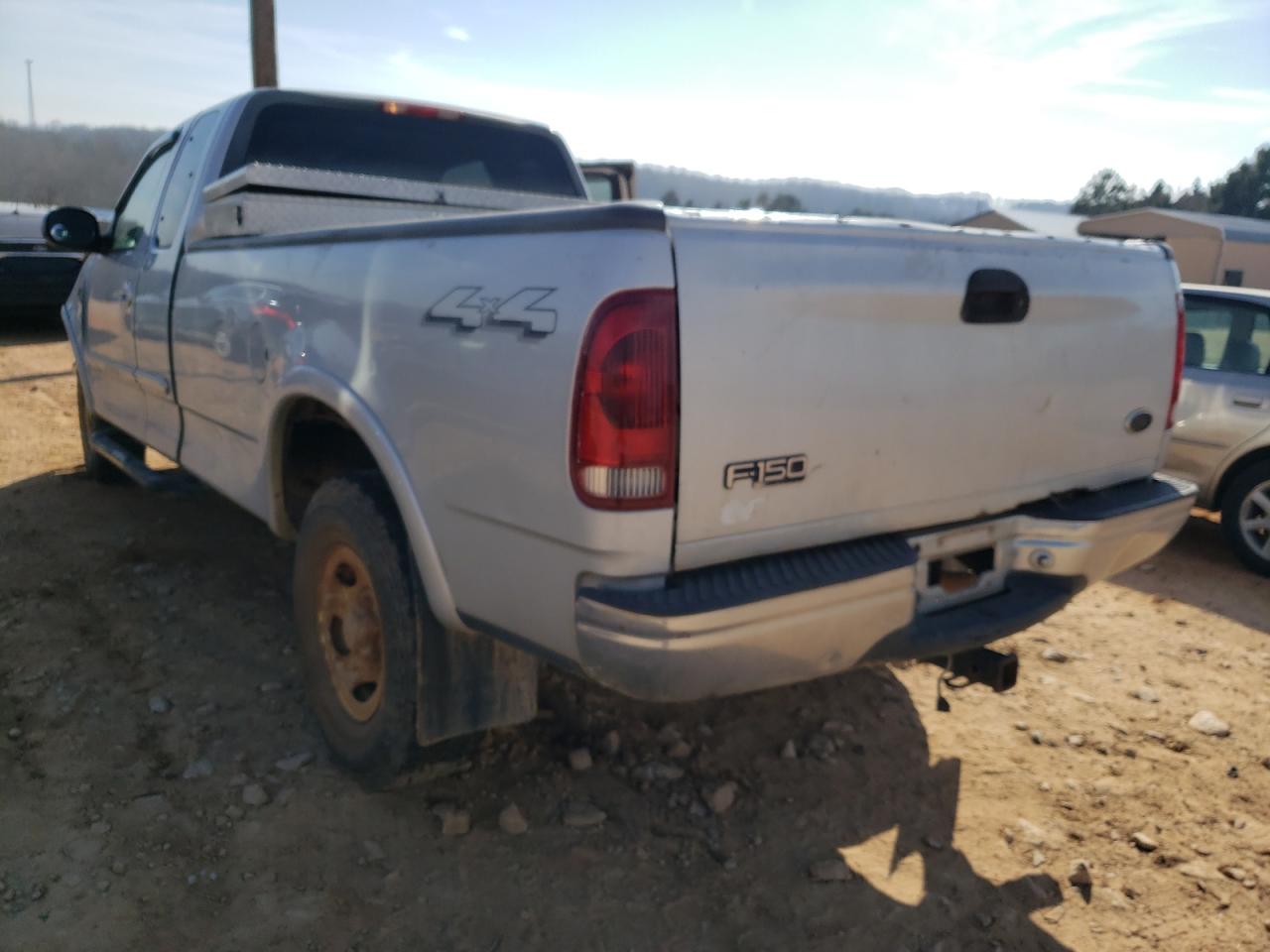Photo 3 from auction – 2000 FORD F150 with VIN 1FTRX18L2YNB59253