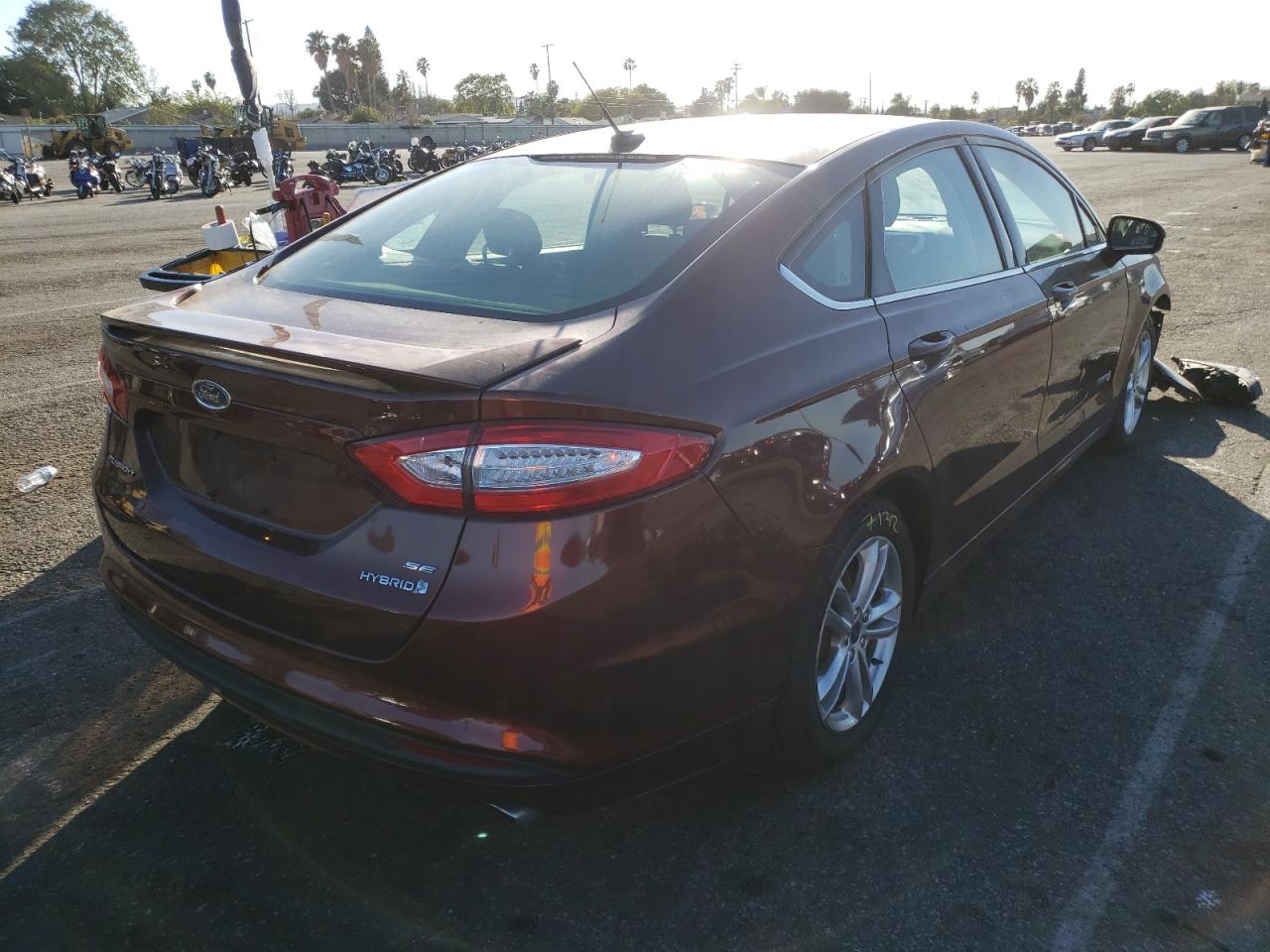 Photo 4 from auction – 2016 FORD FUSION SE with VIN 3FA6P0LU2GR356096