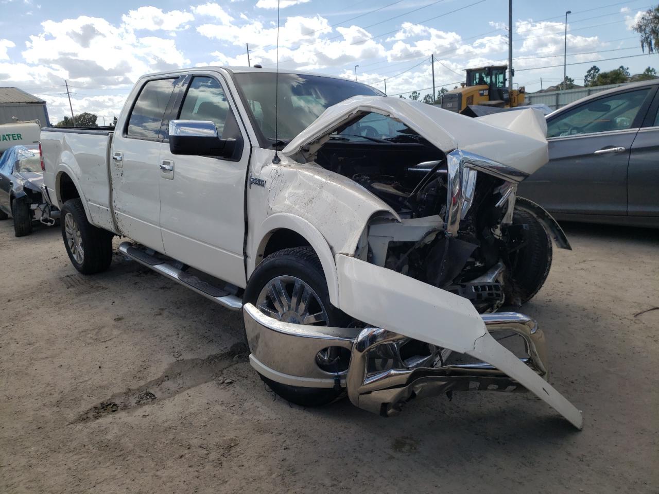 LINCOLN MARK LT 2008 with VIN 5LTPW18558FJ03469 - Photo from auction
