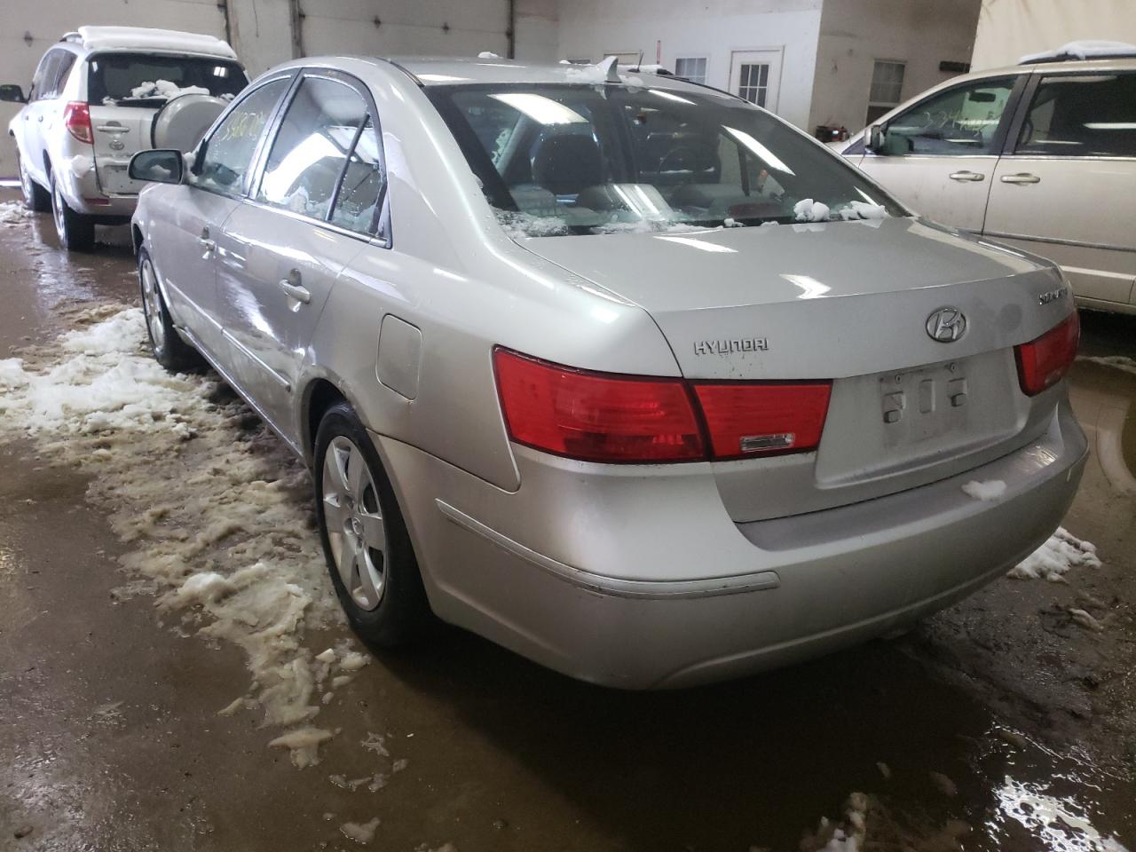 Photo 3 from auction – 2009 HYUNDAI SONATA GLS with VIN 5NPET46C09H440239