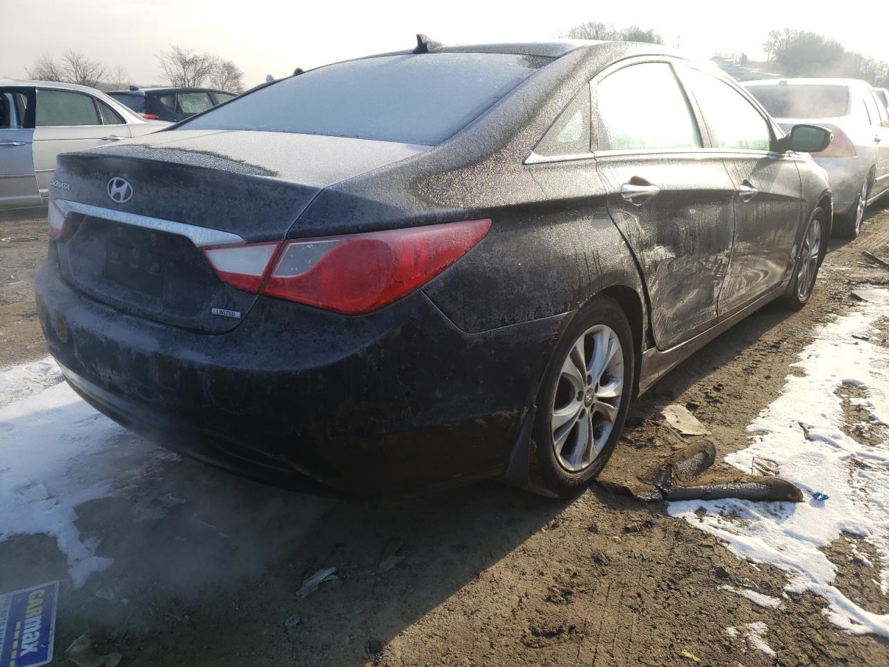 Photo 4 from auction – 2013 HYUNDAI SONATA SE with VIN 5NPEC4ACXDH687896
