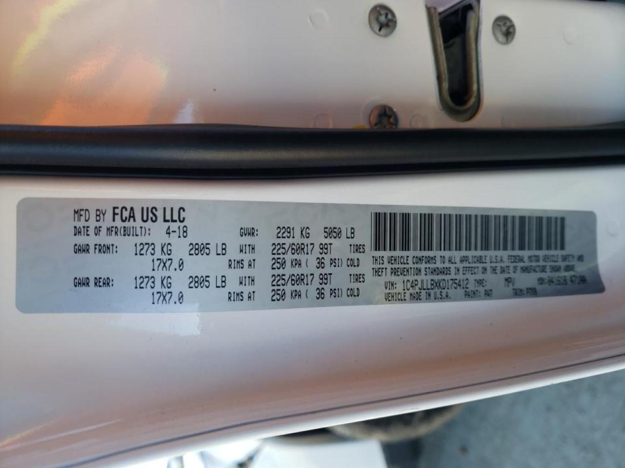 Photo 10 from auction – 2019 JEEP CHEROKEE L with VIN 1C4PJLLBXKD175412