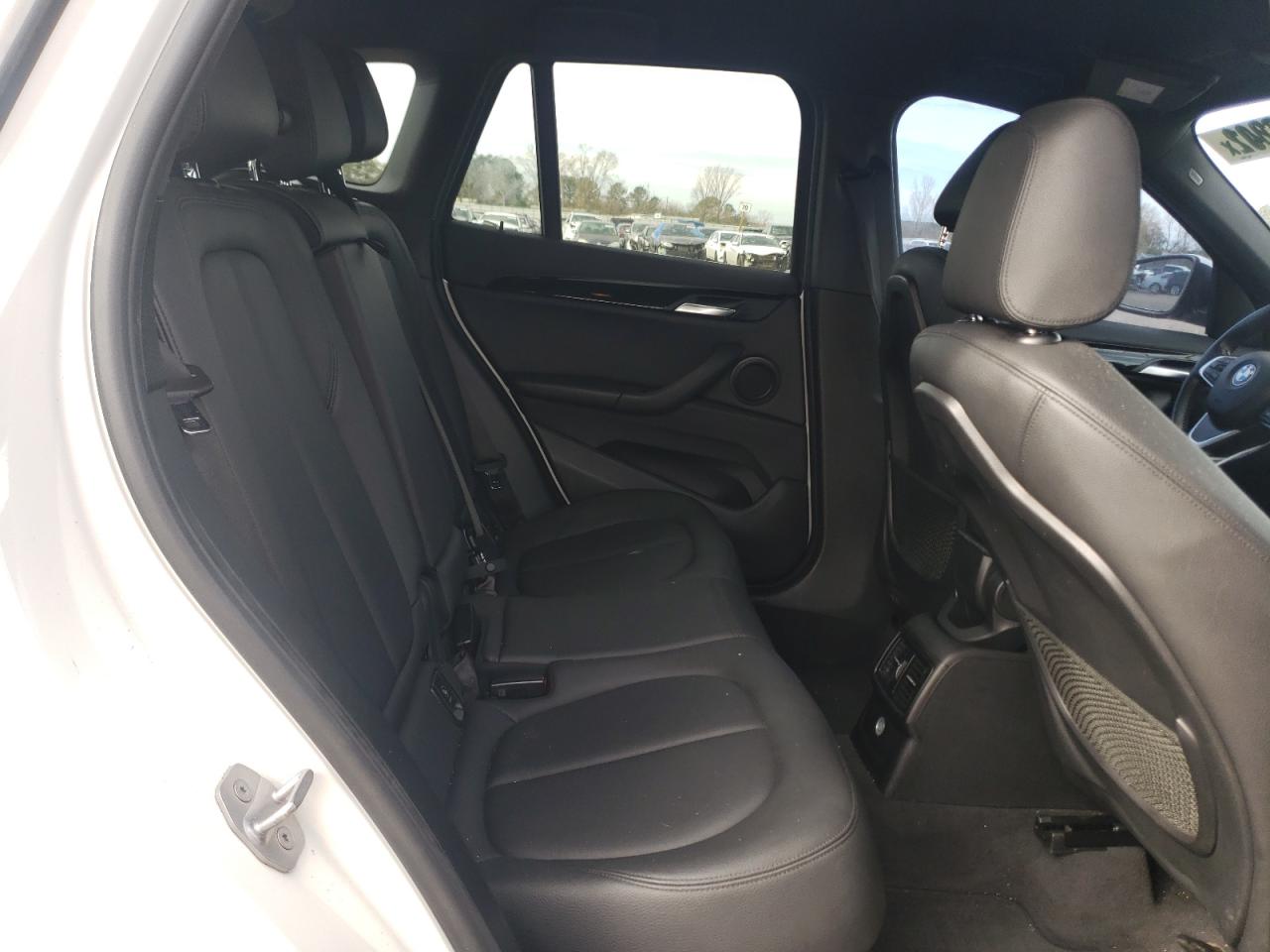 Photo 6 from auction – 2017 BMW X1 XDRIVE2 with VIN WBXHT3C33H5F78311