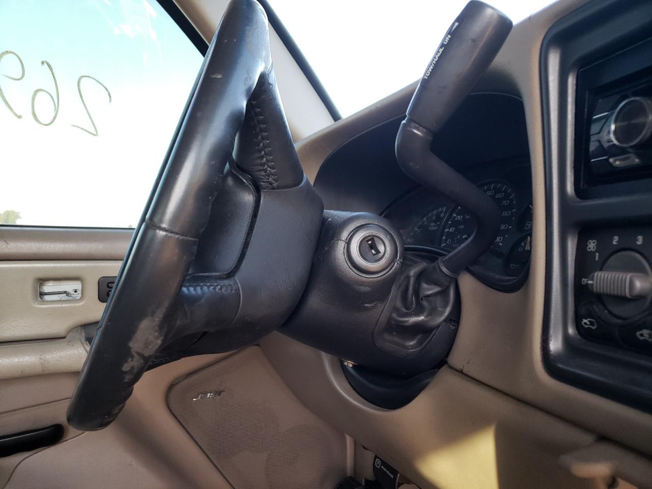 Photo 9 from auction – 2002 CHEVROLET SILVERADO with VIN 1GCHC29U42E257728