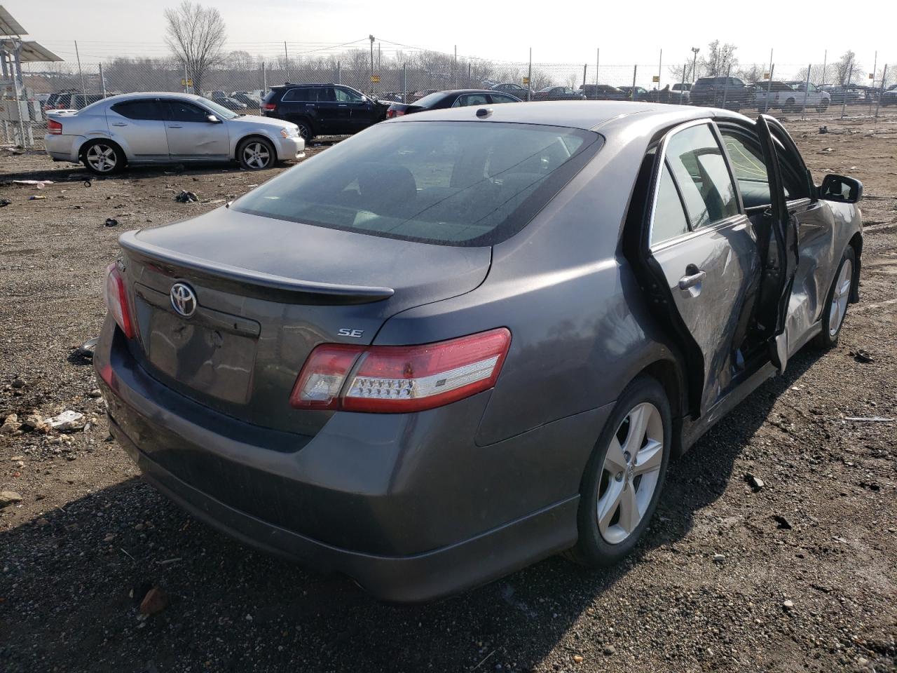 Photo 4 from auction – 2011 TOYOTA CAMRY BASE with VIN 4T1BF3EK1BU756544