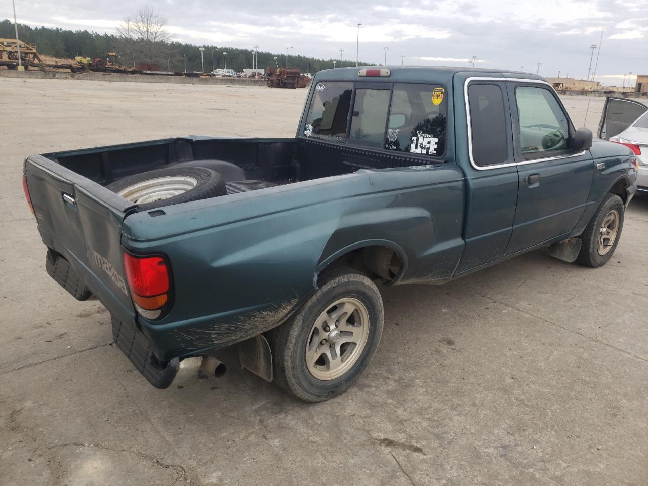 Photo 4 from auction – 1998 MAZDA B2500 with VIN 4F4YR16C9WTM48672
