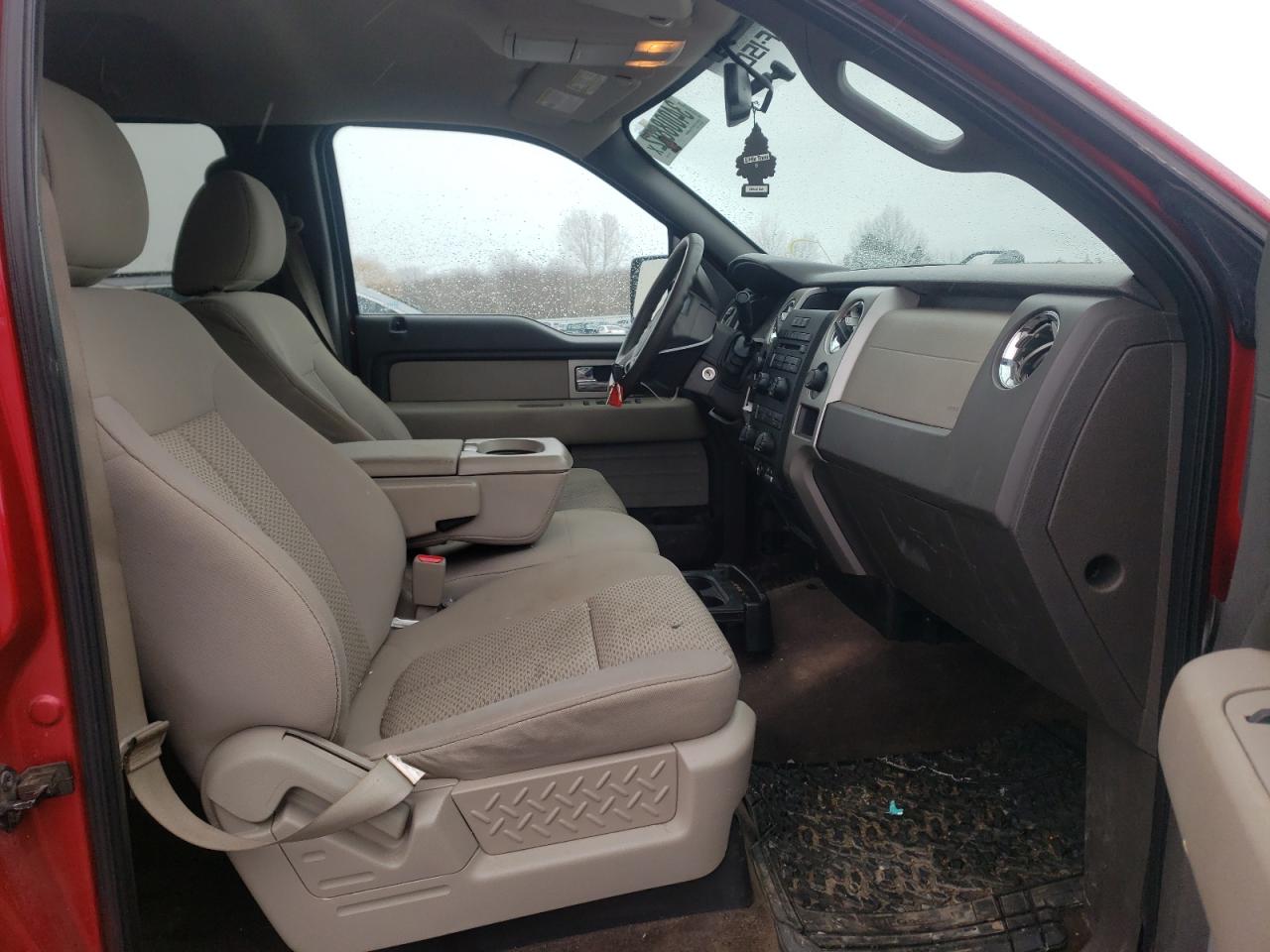 Photo 5 from auction – 2010 FORD F150 SUPER with VIN 1FTFW1E85AFD52552