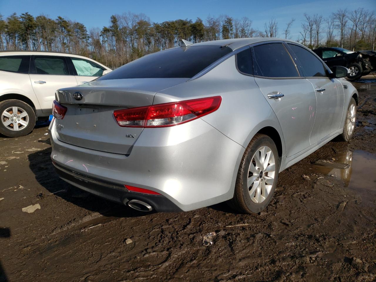 Photo 4 from auction – 2018 KIA OPTIMA EX with VIN 5XXGU4L37JG212037