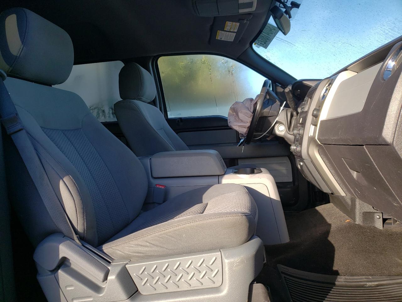 Photo 5 from auction – 2013 FORD F150 SUPER with VIN 1FTFW1EFXDFA35532