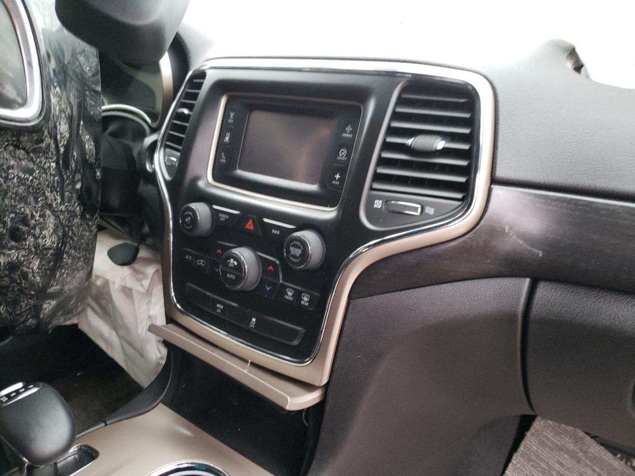 Photo 9 from auction – 2014 JEEP GRAND CHER with VIN 1C4RJFAG1EC413277