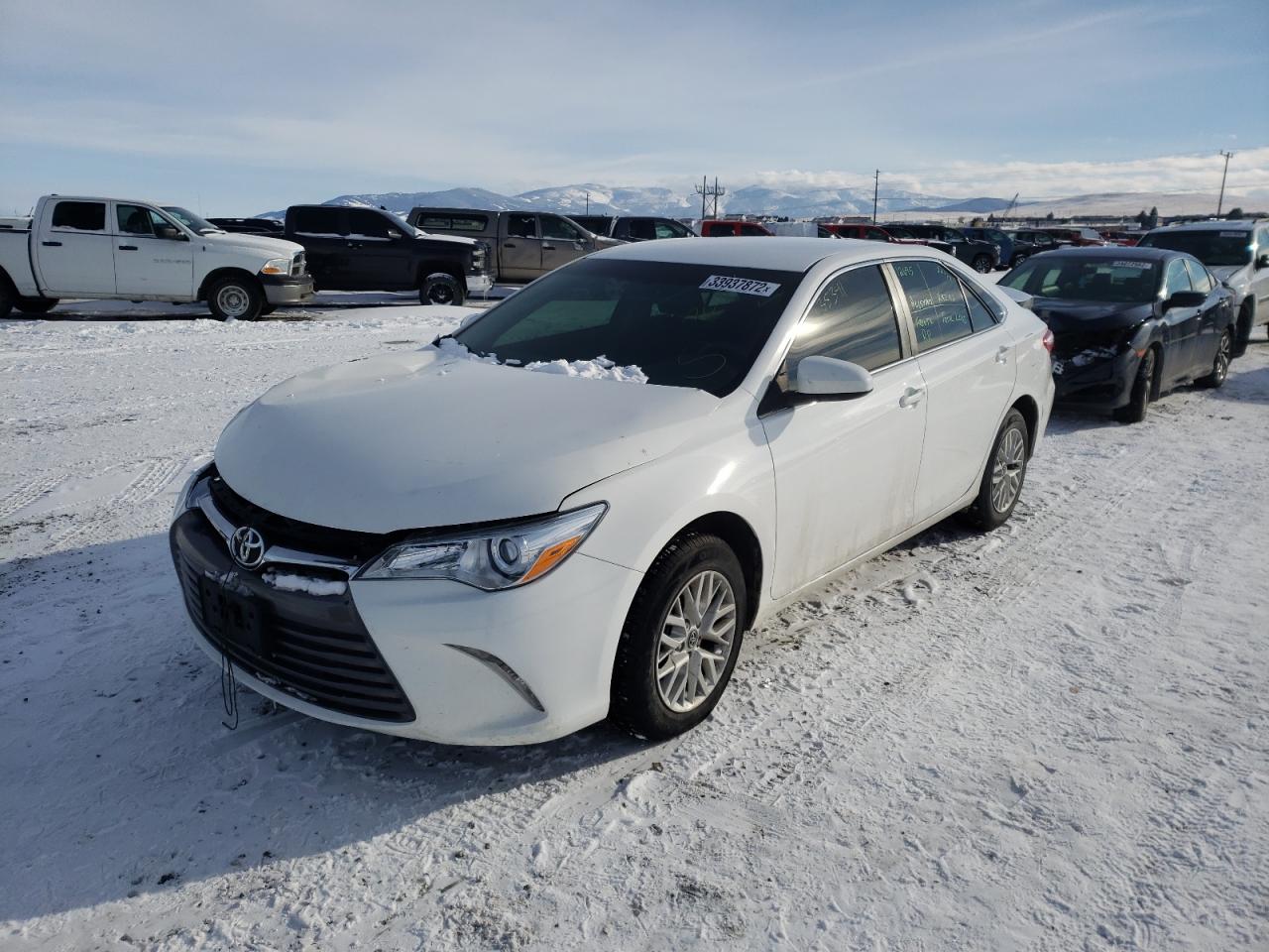 Photo 2 from auction – 2016 TOYOTA CAMRY LE with VIN 4T4BF1FK9GR580018