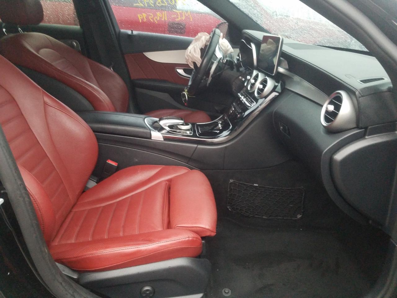 Photo 5 from auction – 2015 MERCURY C300 with VIN 55SWF4KB6FU006716